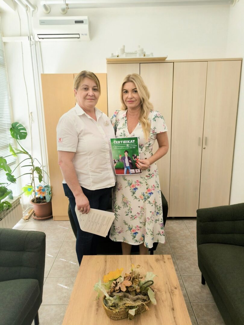 544998408_122207743406567001_2273848614630602120_n